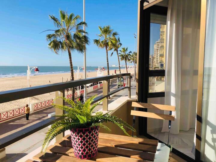 Victoria Beach Sunset Lounge Cadiz Exterior photo